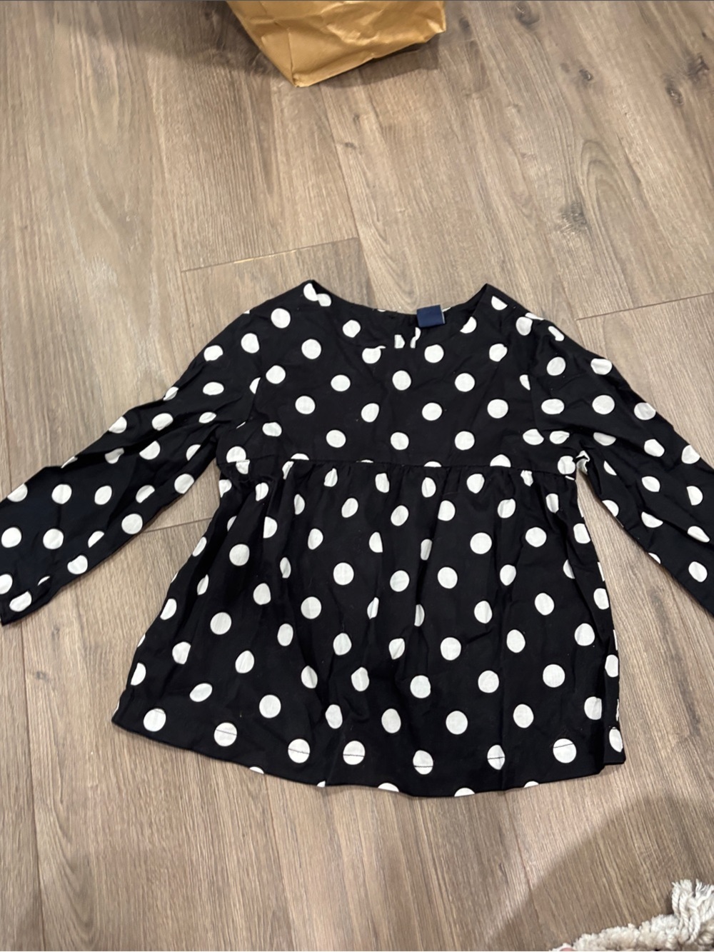 GAP Black & White Polka Dot Long Sleeve Peplum Top